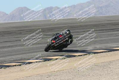 media/Oct-13-2025-Moto Forza (Mon) [[a66d839500]]/3-B Group/Session 2 (Bowl)/